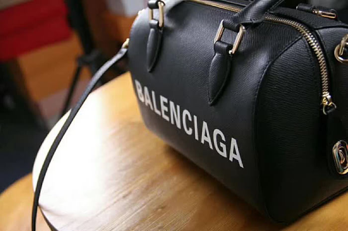 BALENCIAG巴黎世家 新logo 手掌紋牛皮 手提肩背包  BL1544